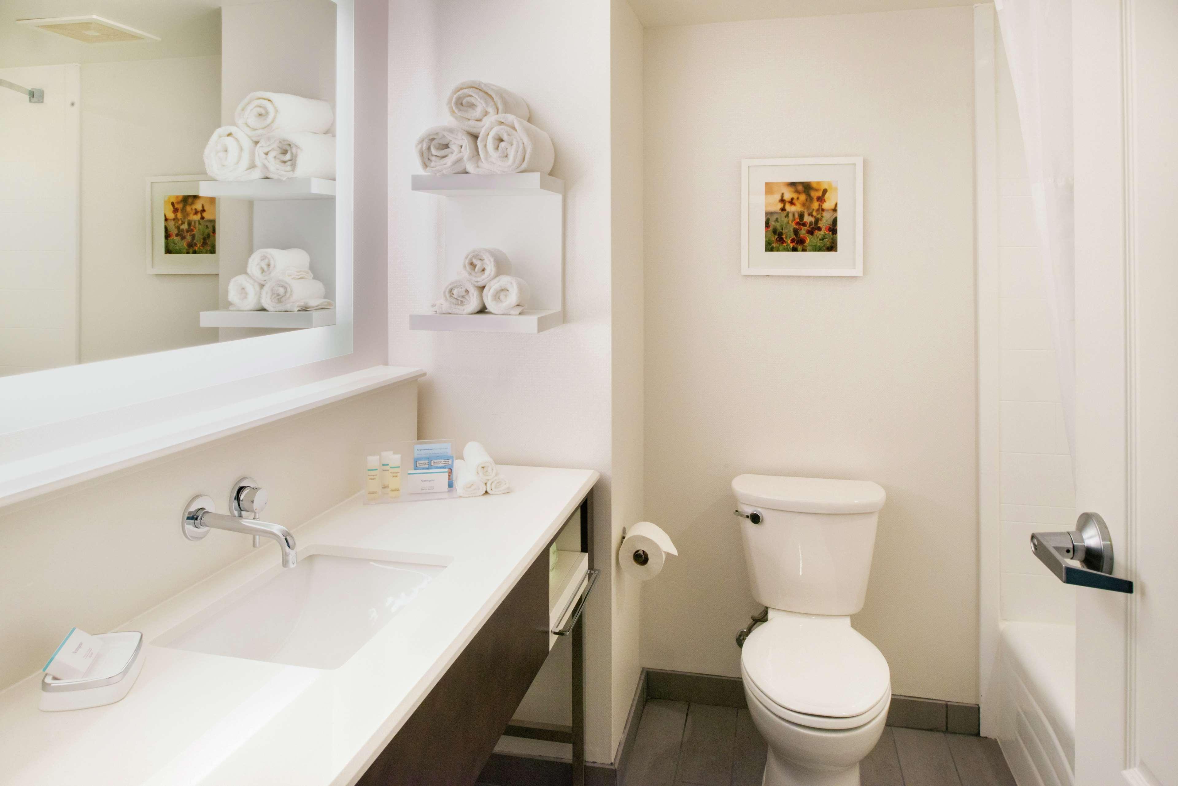 Hampton Inn & Suites Legacy Park-Frisco Ngoại thất bức ảnh