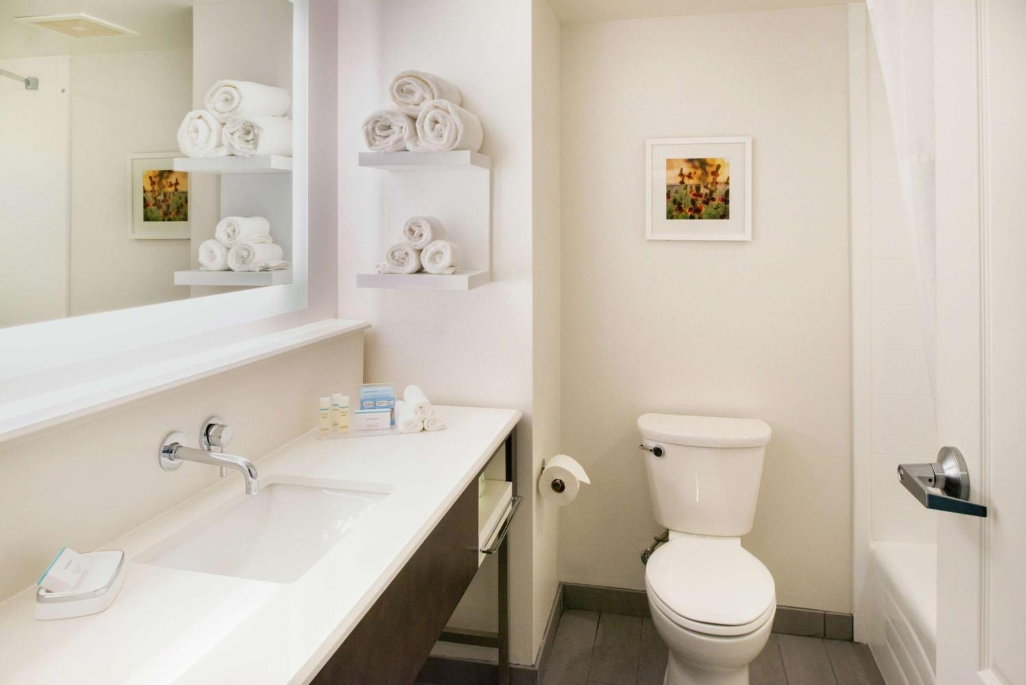 Hampton Inn & Suites Legacy Park-Frisco Ngoại thất bức ảnh