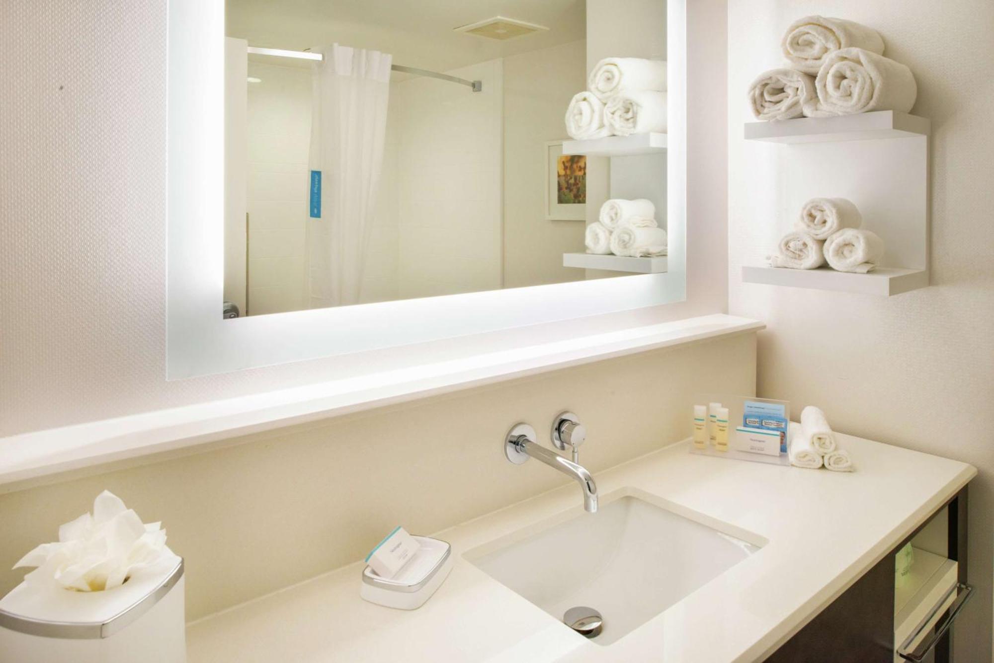 Hampton Inn & Suites Legacy Park-Frisco Ngoại thất bức ảnh