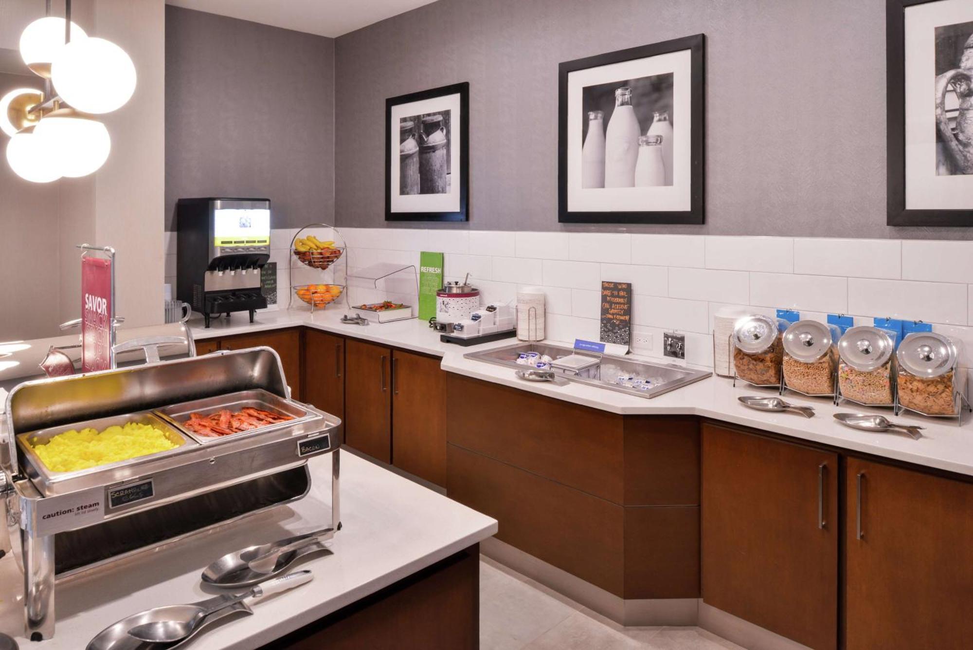 Hampton Inn & Suites Legacy Park-Frisco Ngoại thất bức ảnh