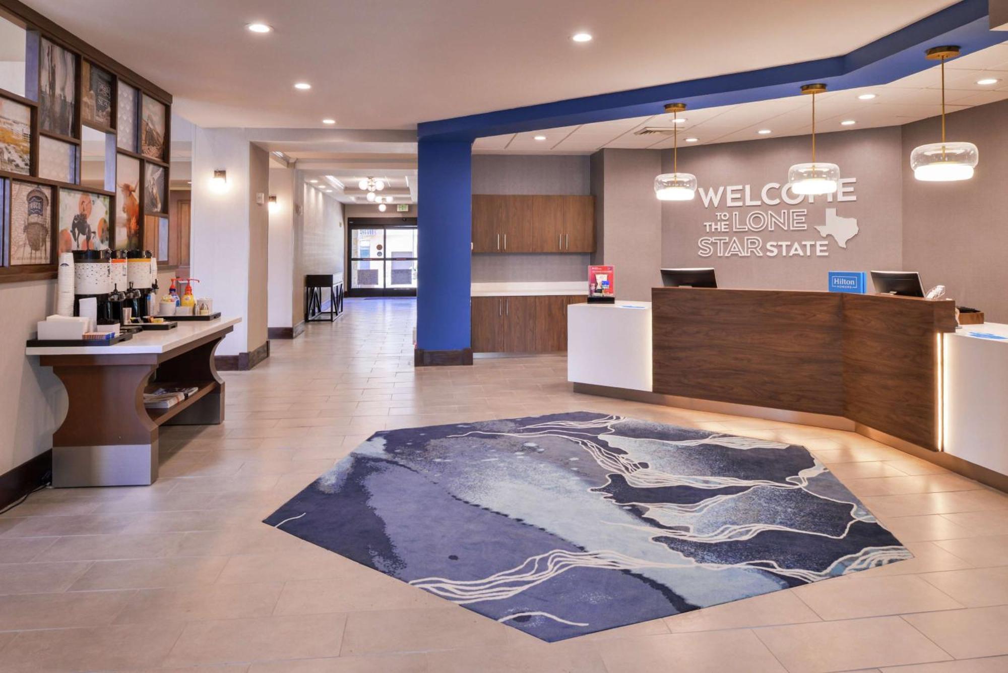 Hampton Inn & Suites Legacy Park-Frisco Ngoại thất bức ảnh